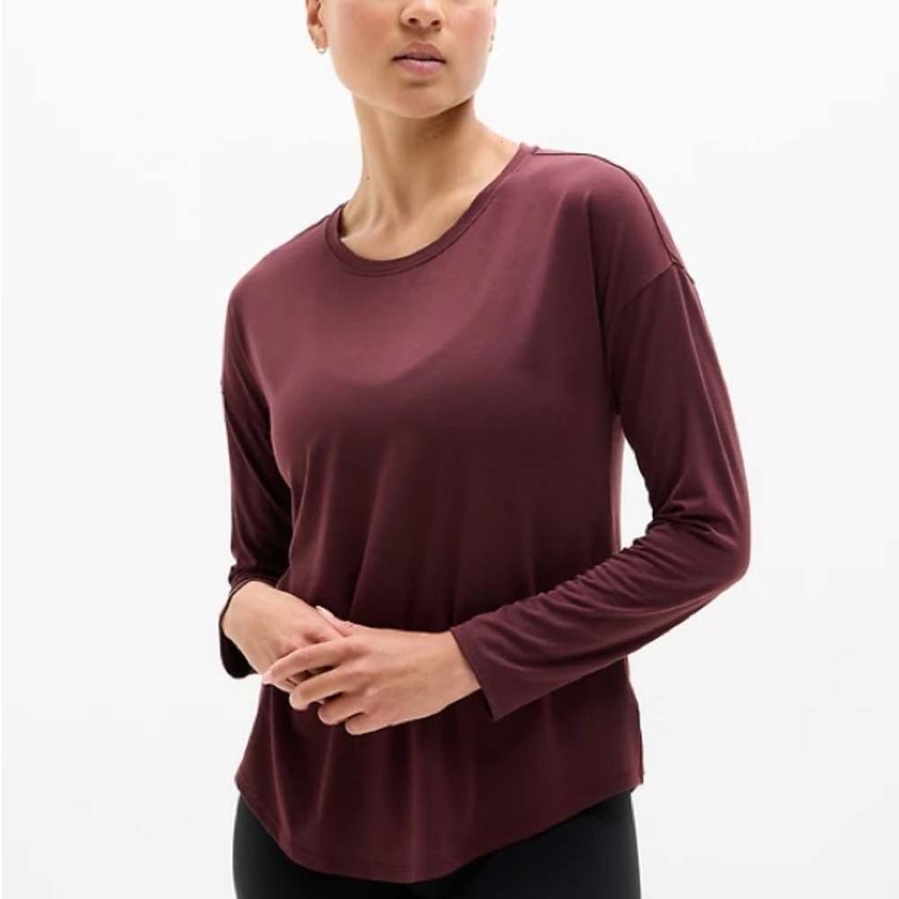 Athleta with ease top